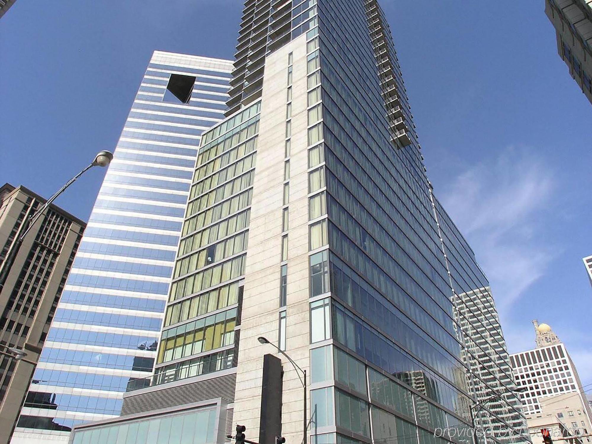 Bridgestreet At State And Grand Chicago Exterior foto